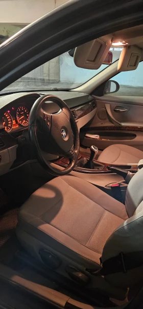 BMW 320, снимка 7