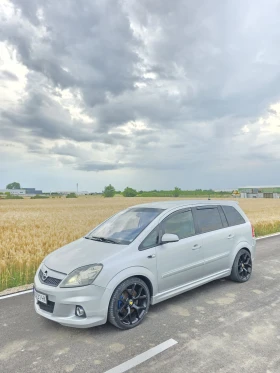 Opel Zafira OPC
