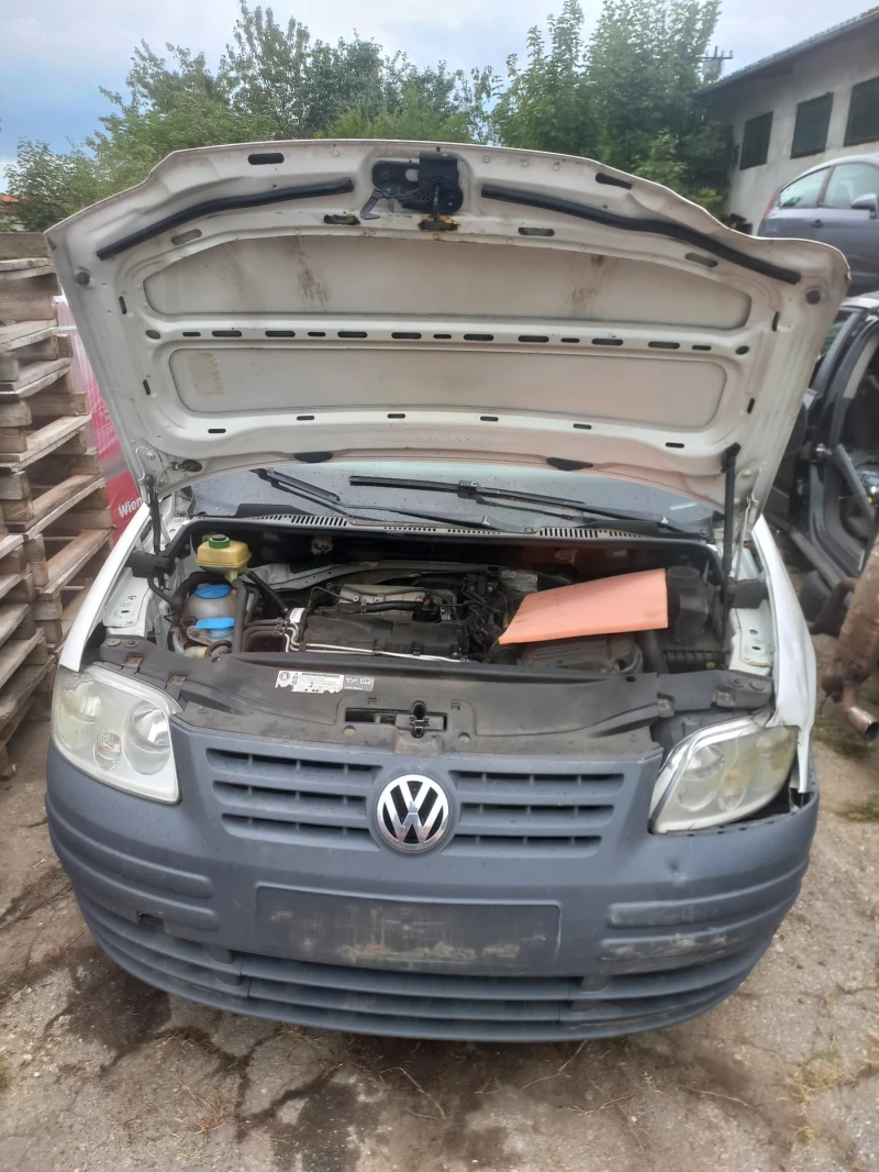 VW Caddy 2.0sdi, снимка 7 - Автомобили и джипове - 47390212