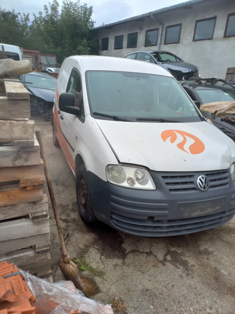 VW Caddy 2.0sdi, снимка 4 - Автомобили и джипове - 47390212