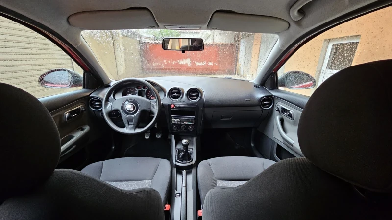 Seat Ibiza 1.4 * 193000 * км, снимка 7 - Автомобили и джипове - 47588018