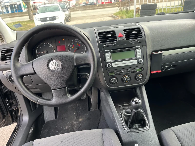 VW Golf 1.9TDI, снимка 10 - Автомобили и джипове - 48678268