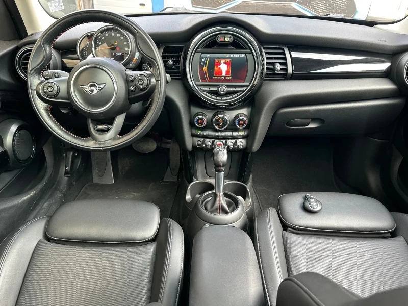 Mini Cooper s FULL* ПАНОРАМА* KOЖА* ПОДГРЕВ* CAR PLAY* 17, снимка 7 - Автомобили и джипове - 49405649