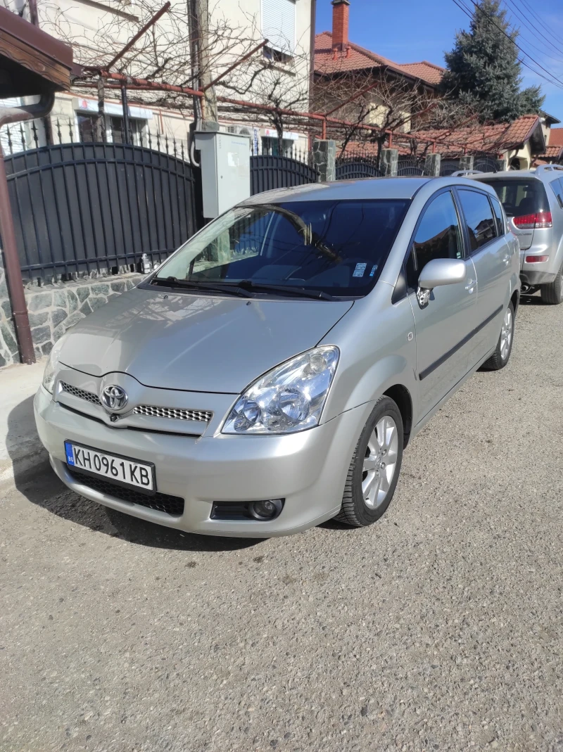 Toyota Corolla verso, снимка 2 - Автомобили и джипове - 49422528