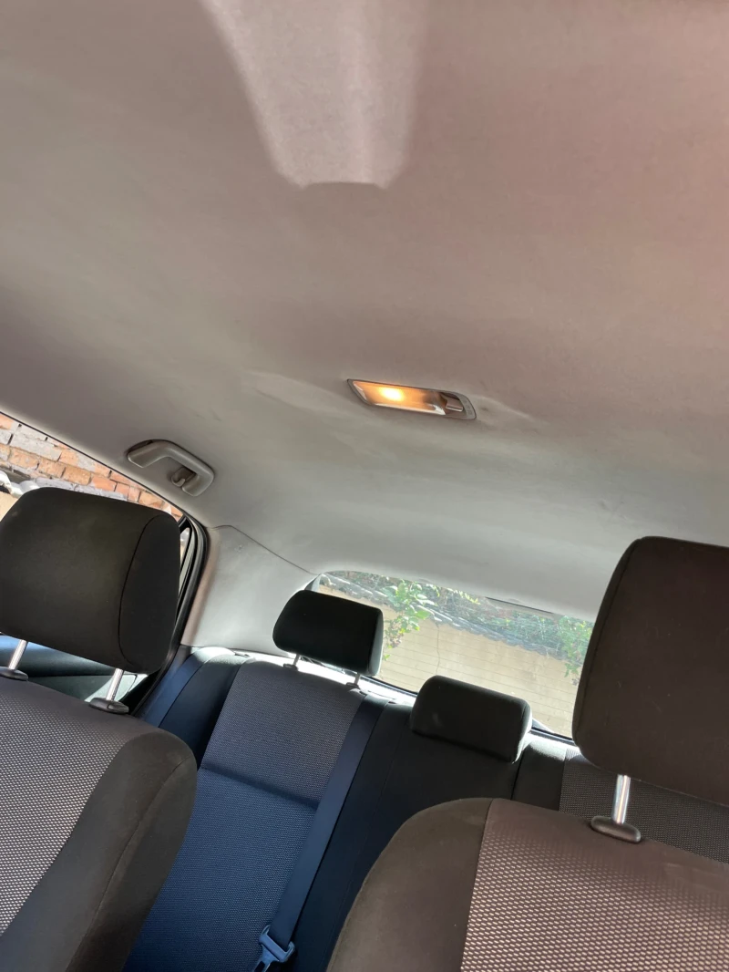 Toyota Corolla, снимка 9 - Автомобили и джипове - 52223523