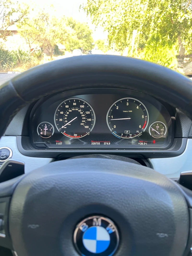 BMW 520, снимка 8 - Автомобили и джипове - 52920316