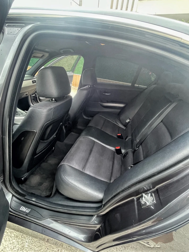 BMW 330 d, снимка 10 - Автомобили и джипове - 52258671