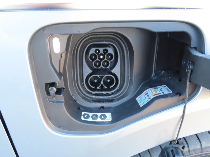 VW Multivan Style L 1.5 eHybrid 4MOTION, снимка 13 - Автомобили и джипове - 52709753