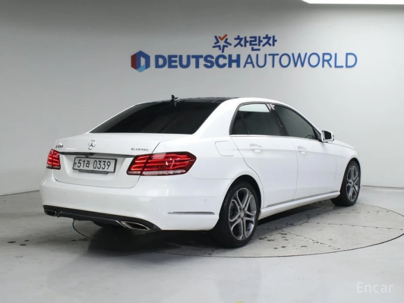 Mercedes-Benz E 250, снимка 2 - Автомобили и джипове - 53020124