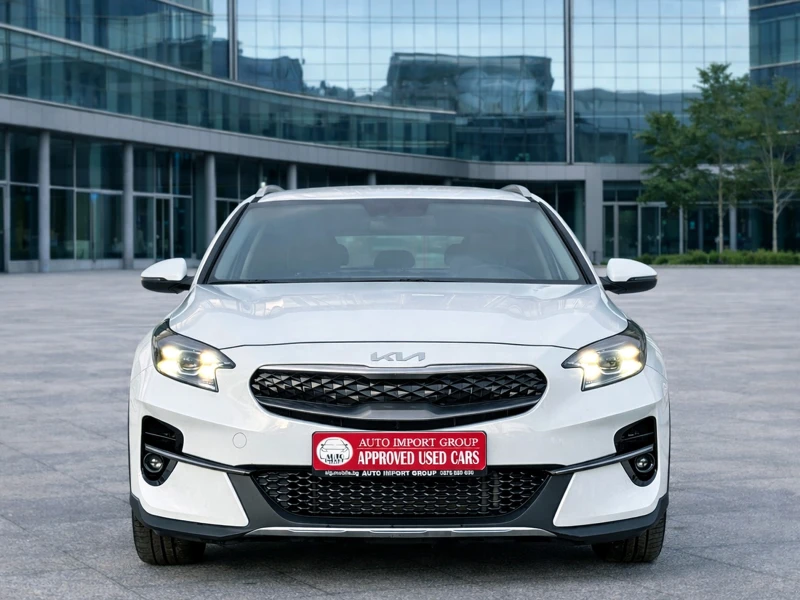 Kia XCeed 1.6 GDI Plug-in Hybrid, снимка 2 - Автомобили и джипове - 53373404