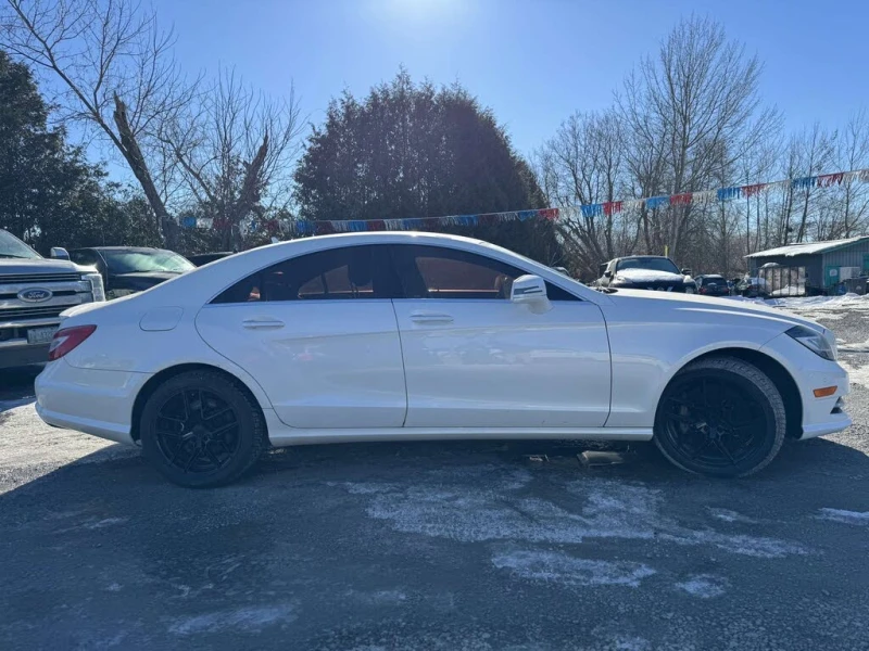 Mercedes-Benz CLS 550 amg* 4MATIC* Memory* Подгрев* Keyless* Pano* Navi, снимка 4 - Автомобили и джипове - 53435341