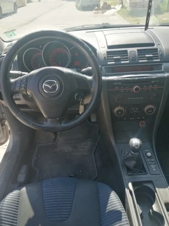 Mazda 3, снимка 3 - Автомобили и джипове - 55361619