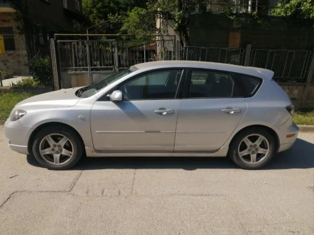 Mazda 3, снимка 2 - Автомобили и джипове - 55361619