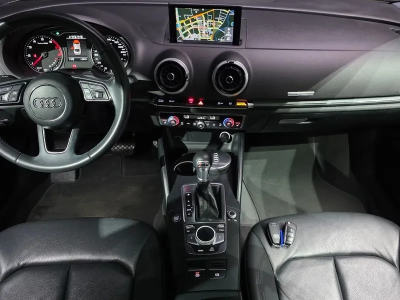 Audi A3 40 Tfsi 8V, снимка 7 - Автомобили и джипове - 56067512
