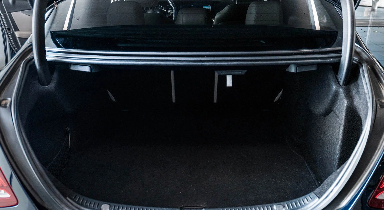 Mercedes-Benz E 350 AMG/258HP/MULTIBEAM/BURM/360/KLESS/AMBI/535v - изображение 6