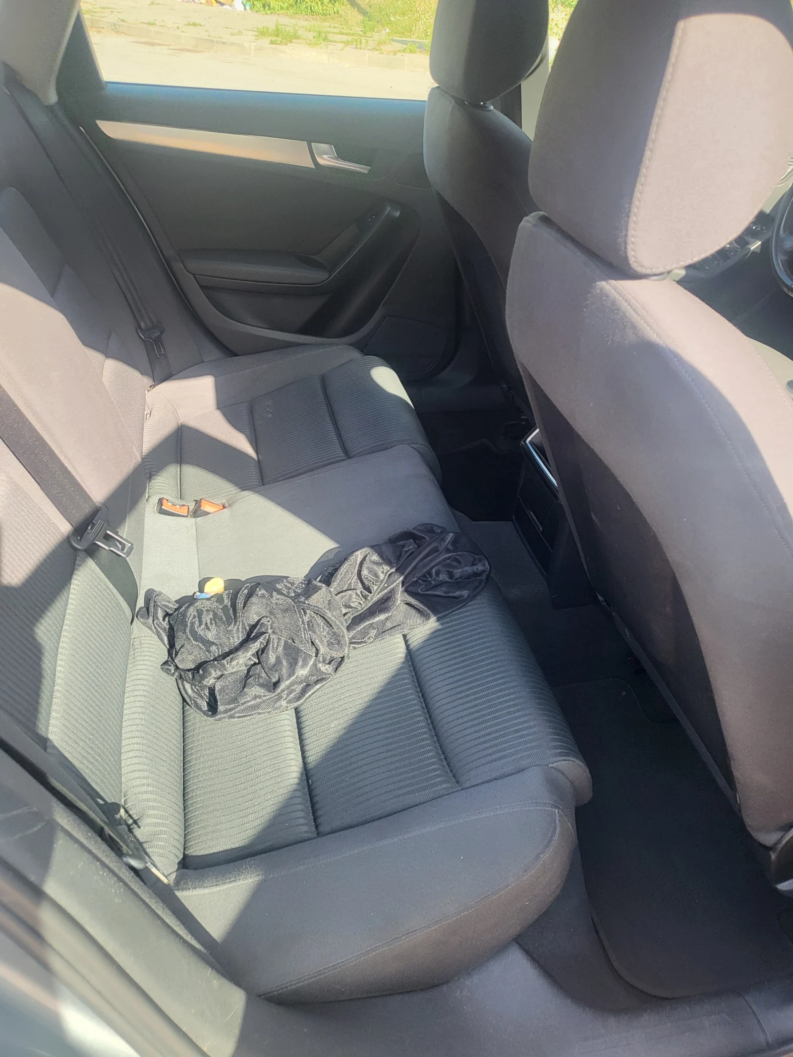 Audi A4 2.0 TDI ..8 .скорости.АВТОМАТИК - изображение 6