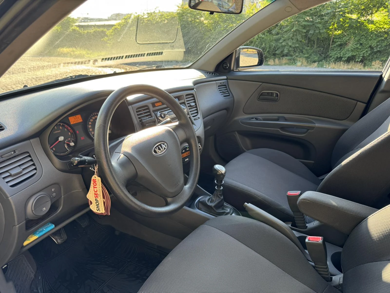 Kia Rio  - изображение 8
