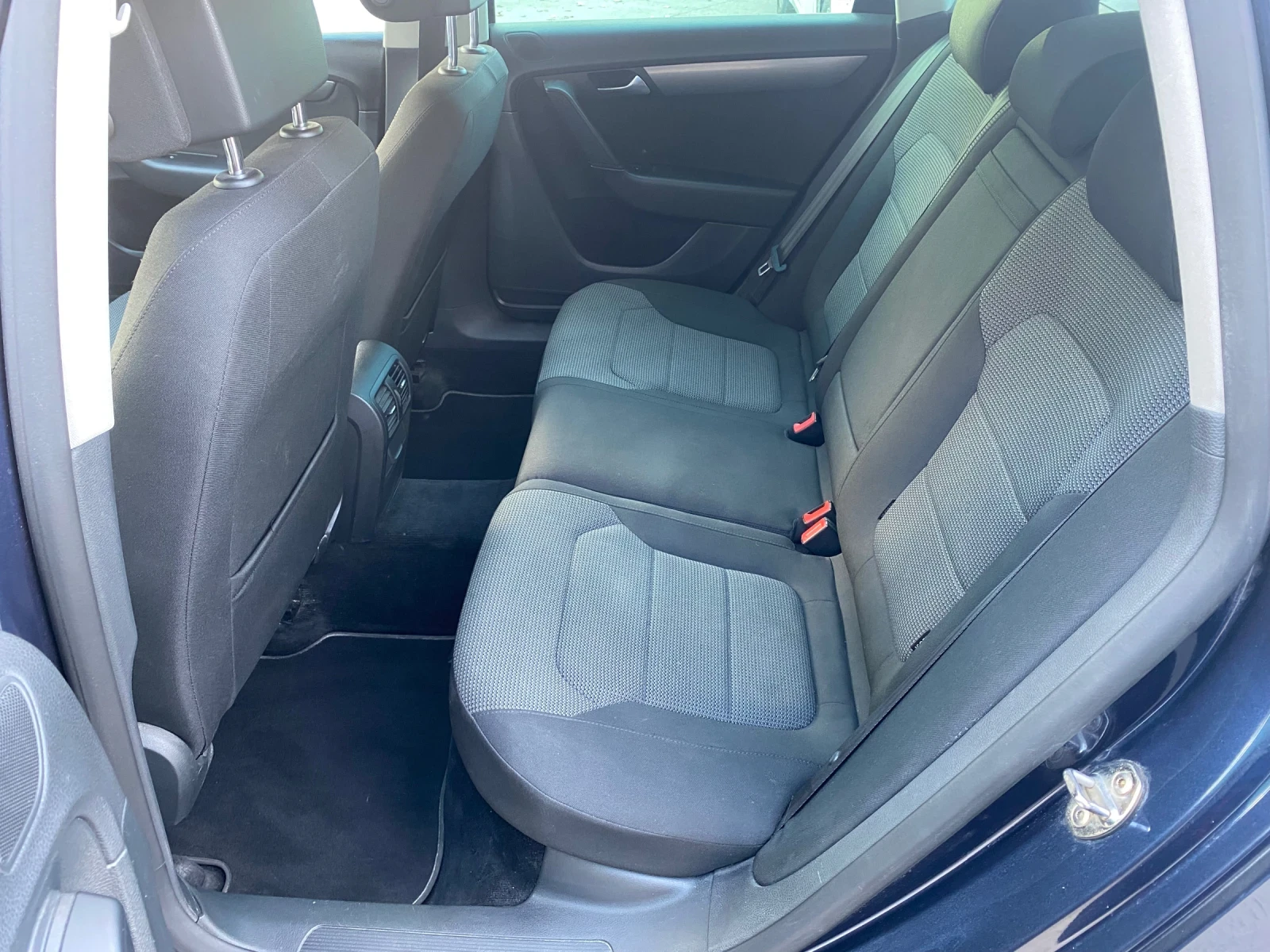 VW Passat 2.0tdi 140hp 4motion - изображение 9