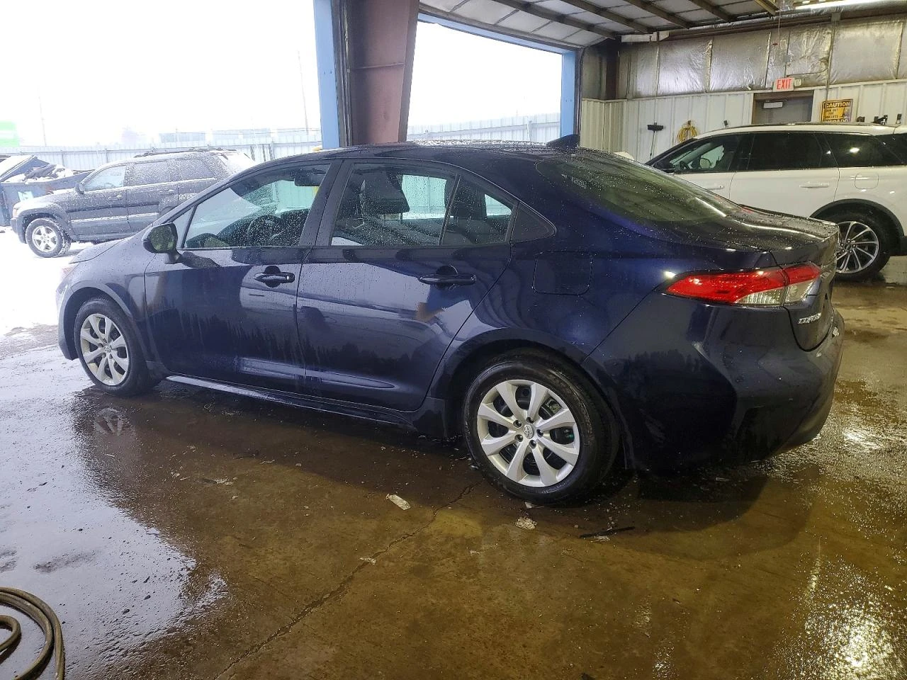 Toyota Corolla 2.0 (169 кс) CVT - изображение 2