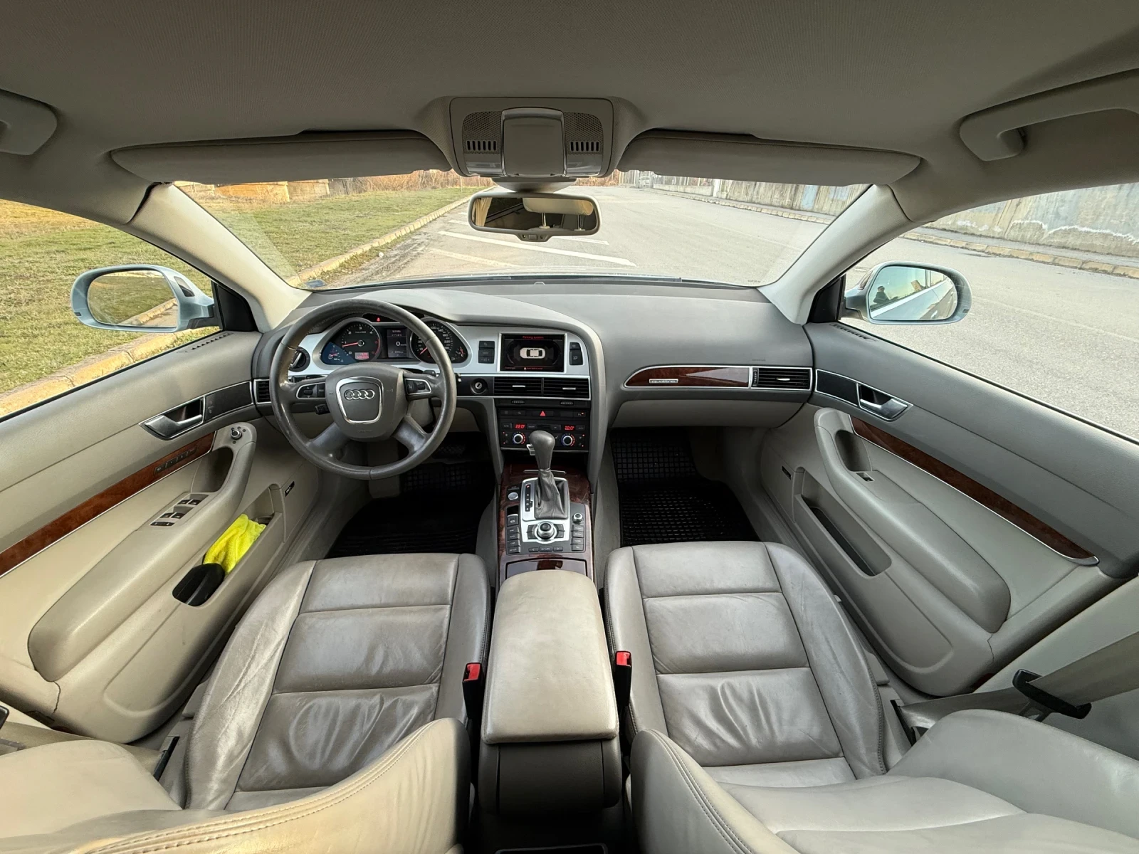 Audi A6 3.0TDI FACE DISTR KEYLESS ВАКУУМ, снимка 10 - Автомобили и джипове - 53772339