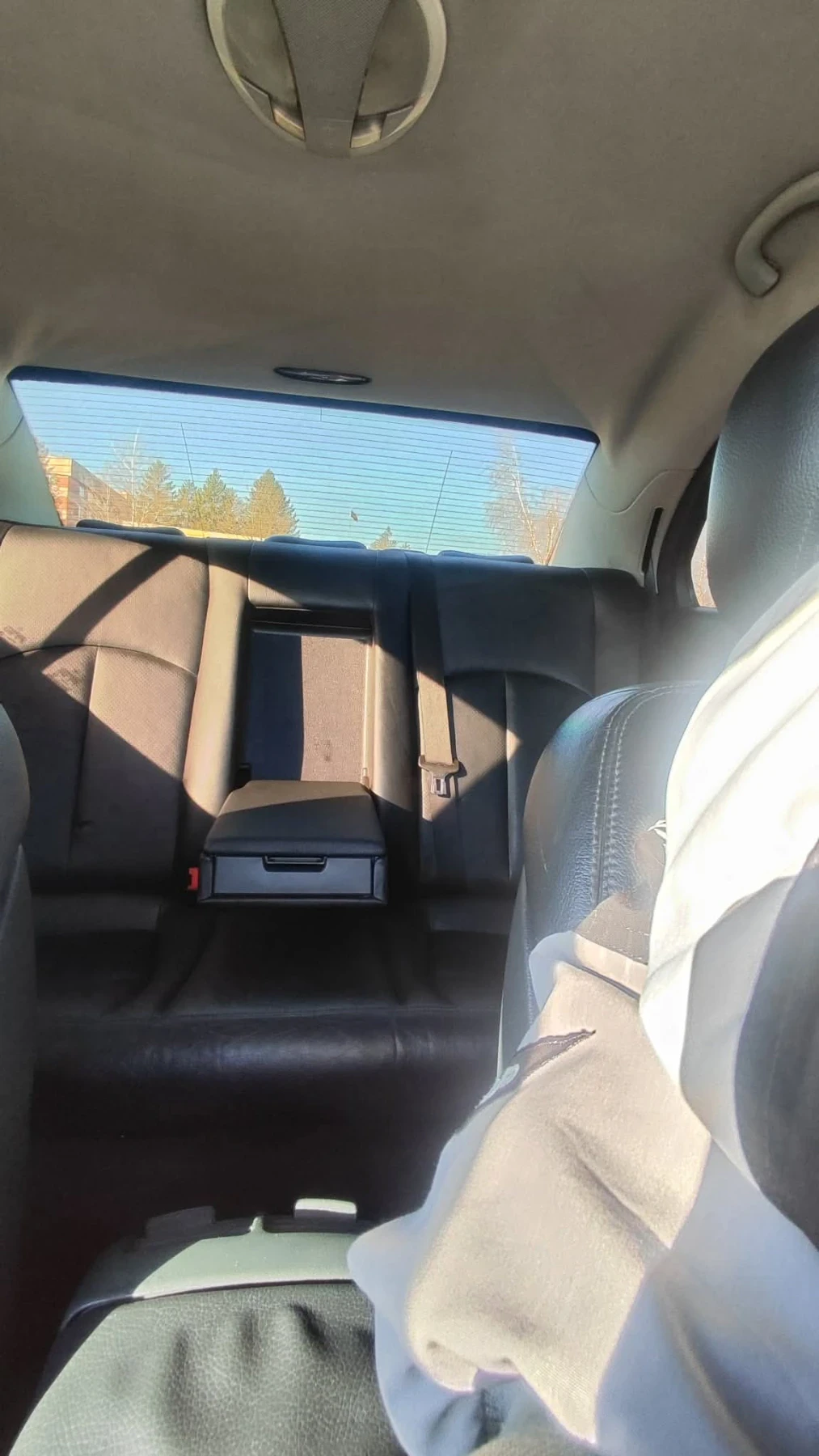 Mercedes-Benz E 270, снимка 12 - Автомобили и джипове - 53788946