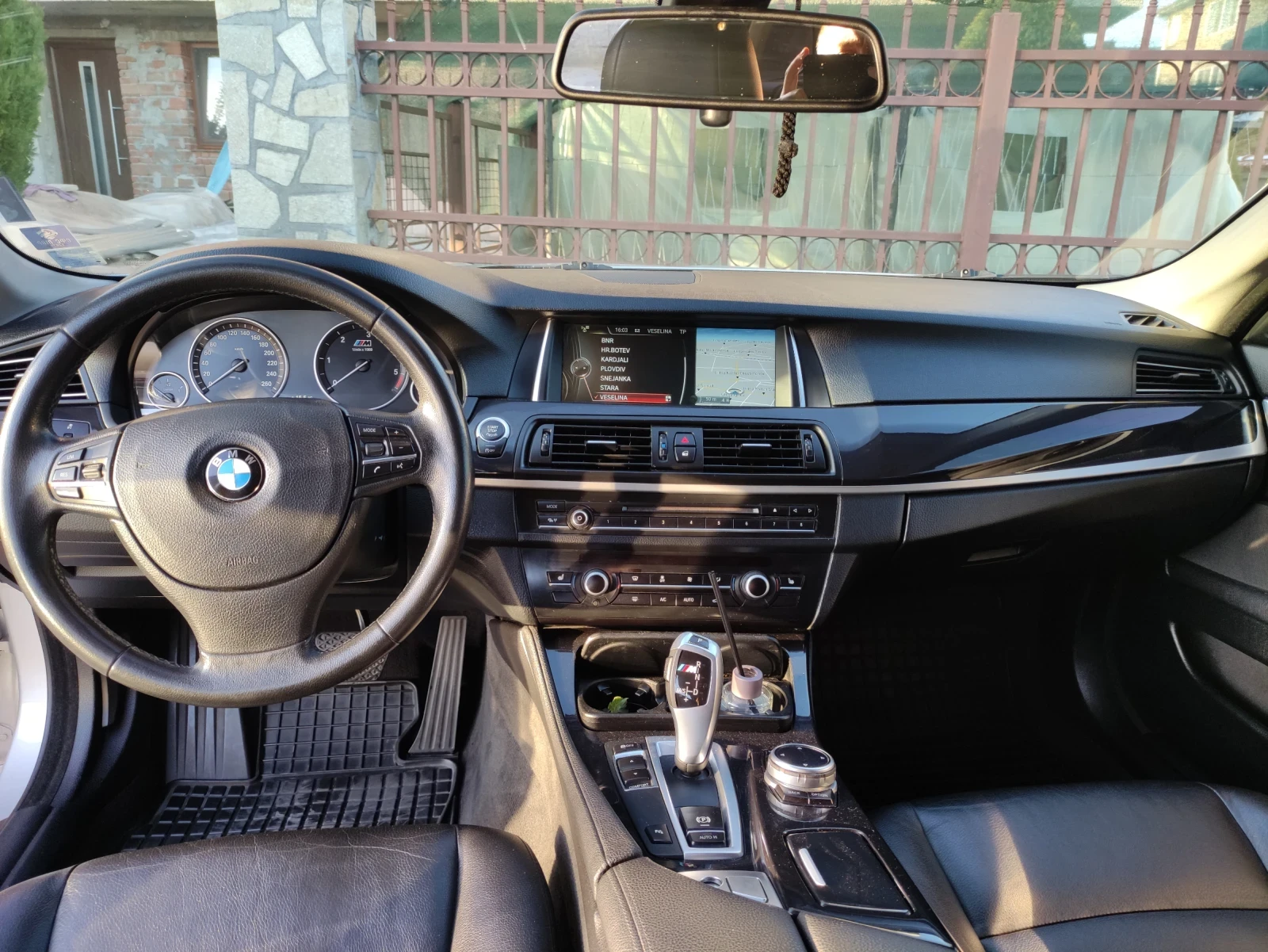 BMW 520, снимка 8 - Автомобили и джипове - 53866501