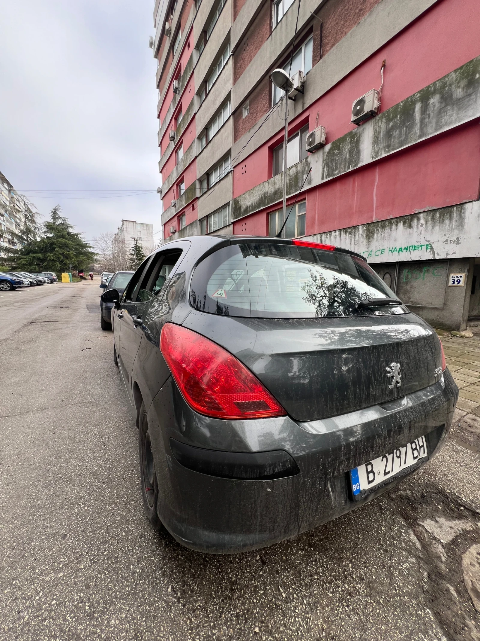 Peugeot 308 1.6i LPG, снимка 11 - Автомобили и джипове - 53953840