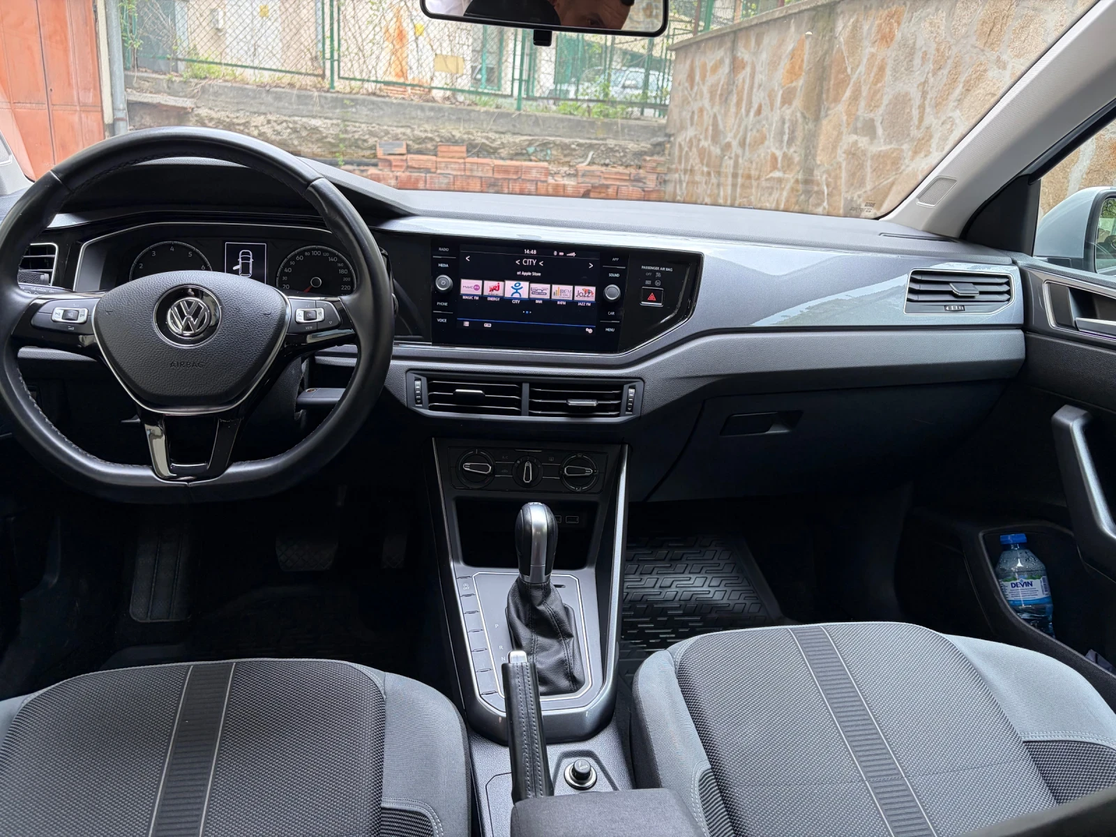 VW Polo 1.0 TSI DSG, снимка 8 - Автомобили и джипове - 54255611