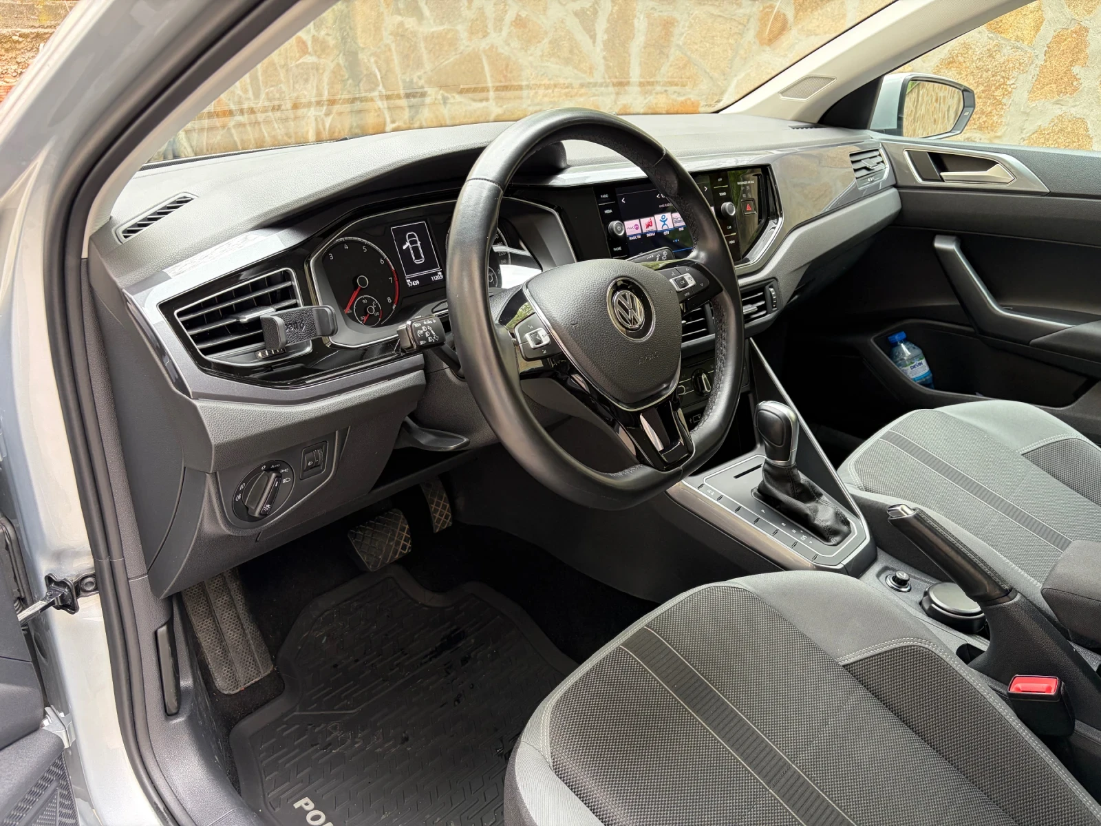 VW Polo 1.0 TSI DSG, снимка 9 - Автомобили и джипове - 54255611