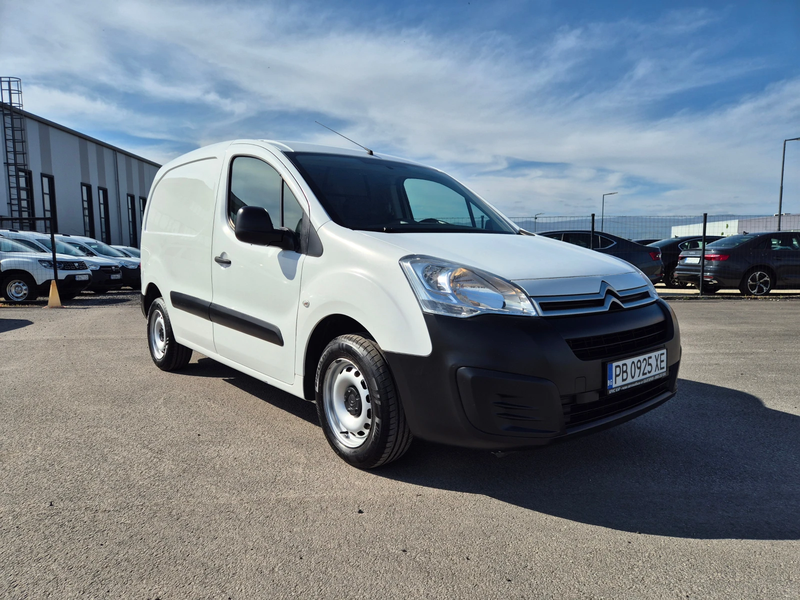 Citroen Berlingo 1, 6 HDI- M/T100кс, снимка 7 - Автомобили и джипове - 54300791