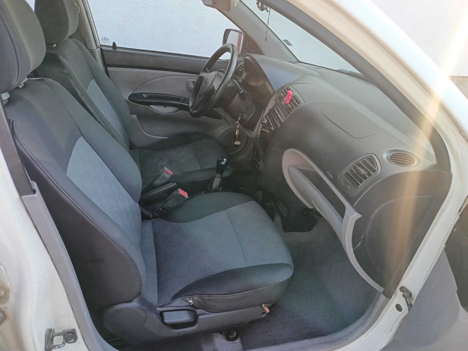 Kia Picanto 1.0, снимка 4 - Автомобили и джипове - 54345124