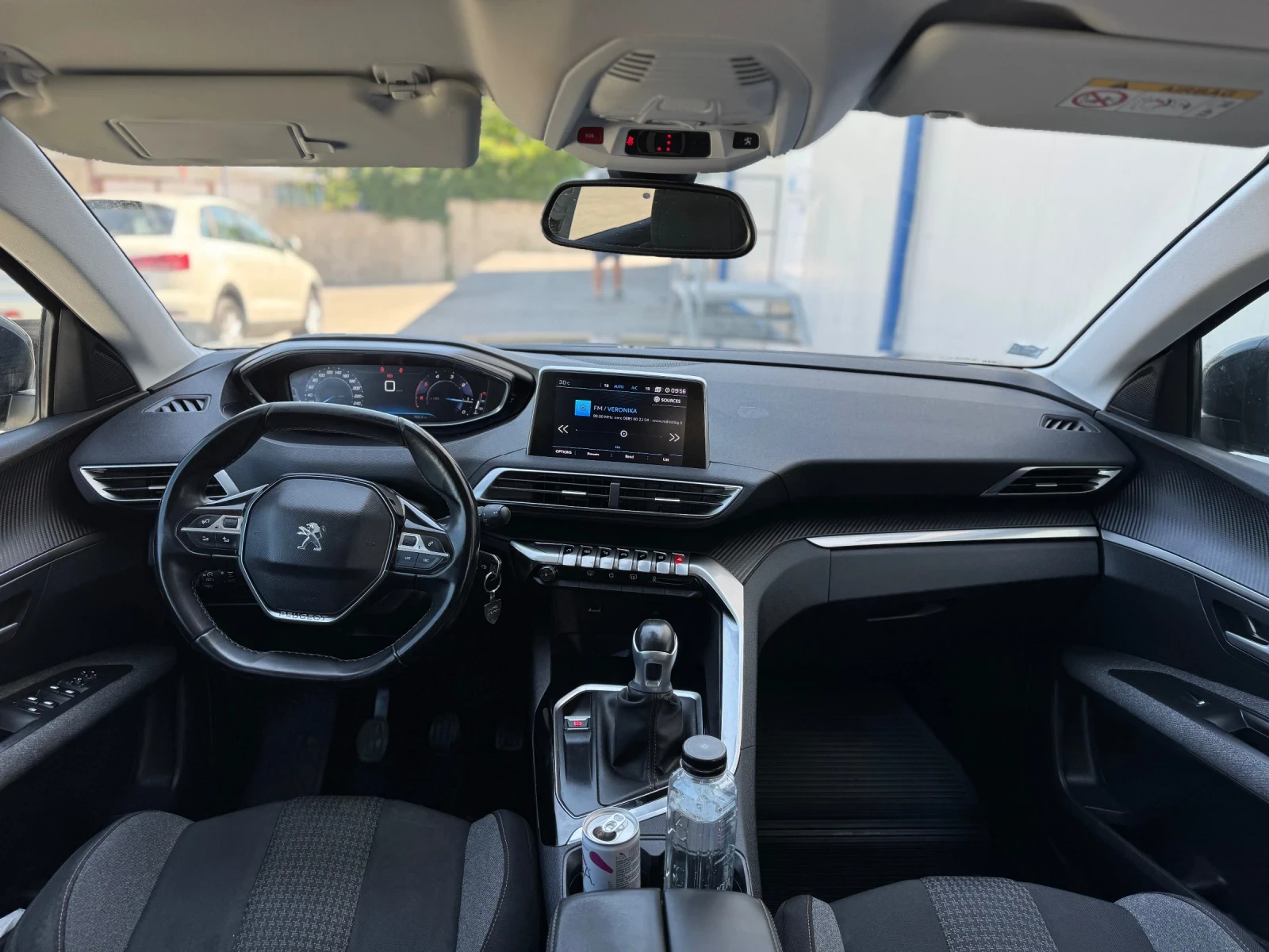 Peugeot 3008 2.0HDI * DISTR* LineAssist* LED, снимка 8 - Автомобили и джипове - 54761184