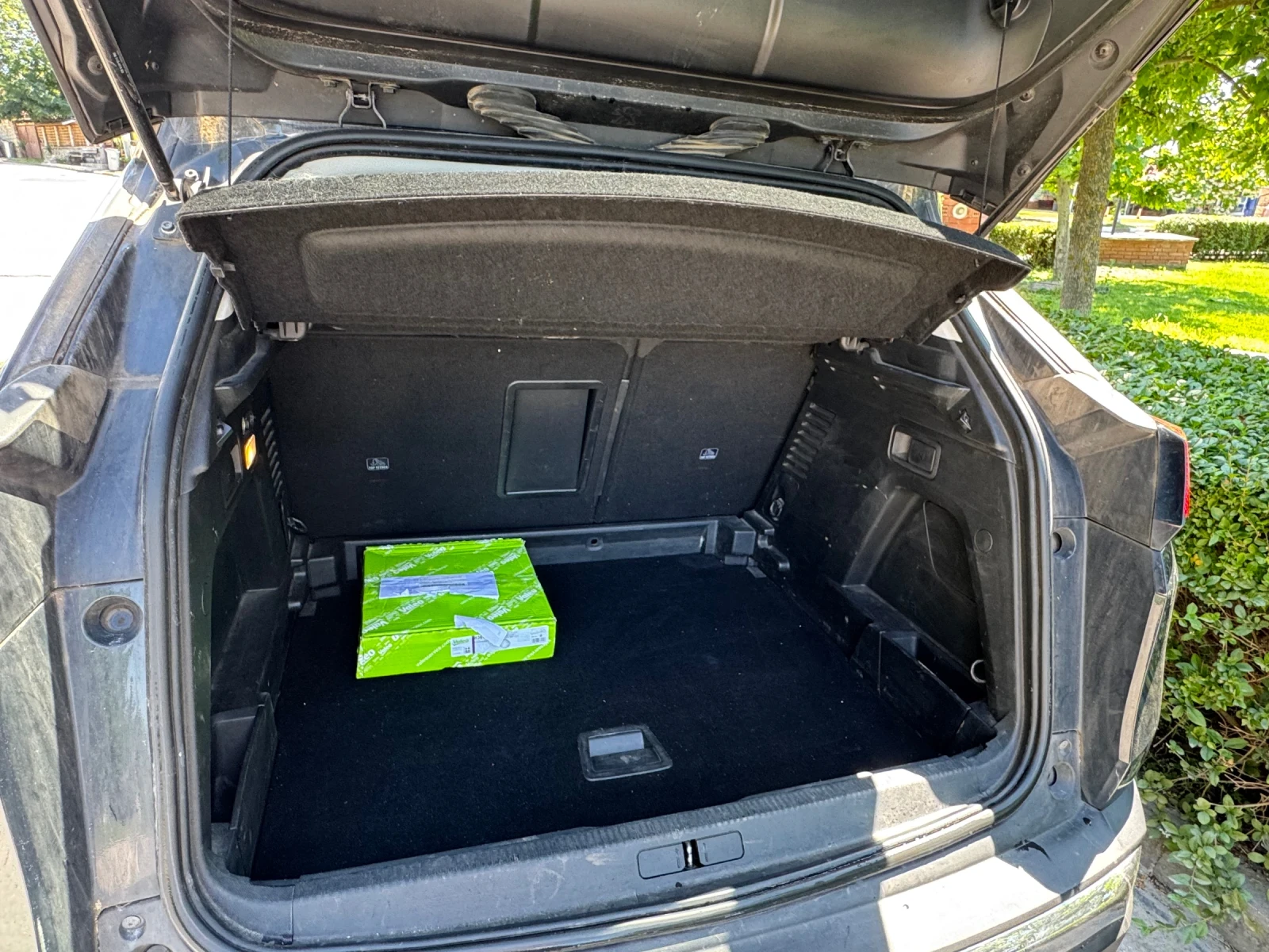 Peugeot 3008 2.0HDI * DISTR* LineAssist* LED, снимка 9 - Автомобили и джипове - 54761184