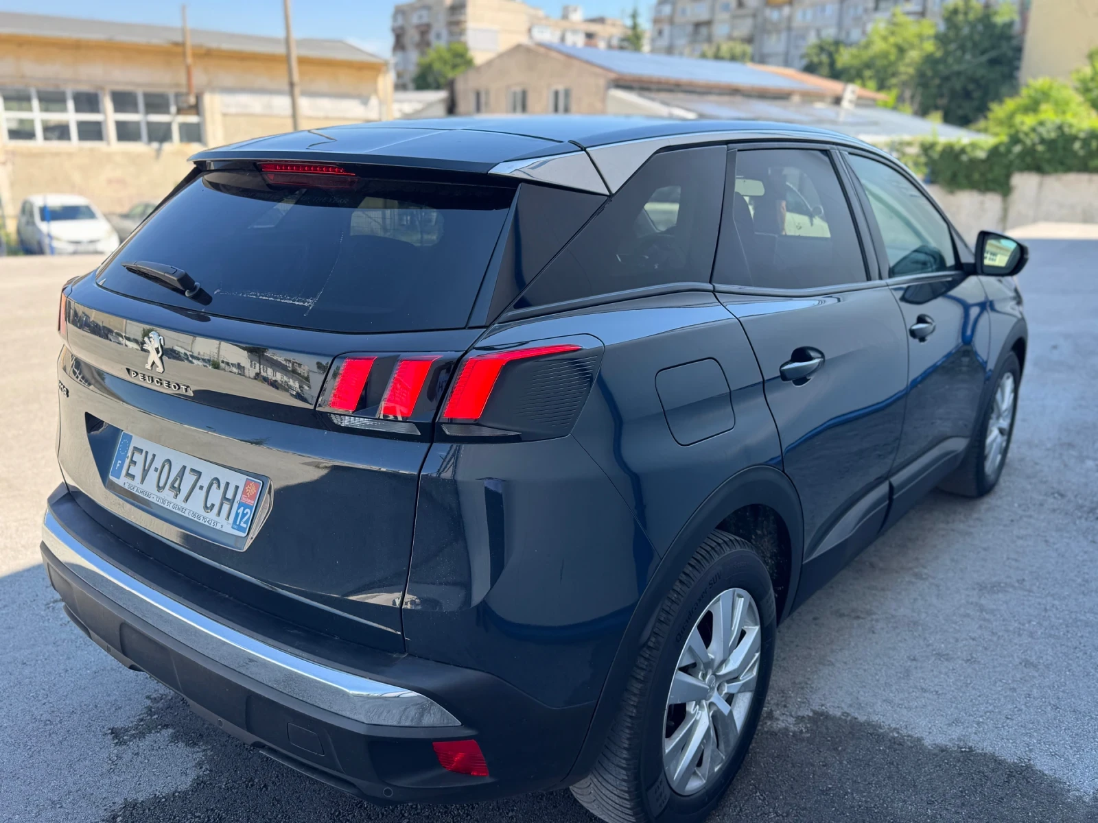 Peugeot 3008 2.0HDI * DISTR* LineAssist* LED, снимка 4 - Автомобили и джипове - 54761184