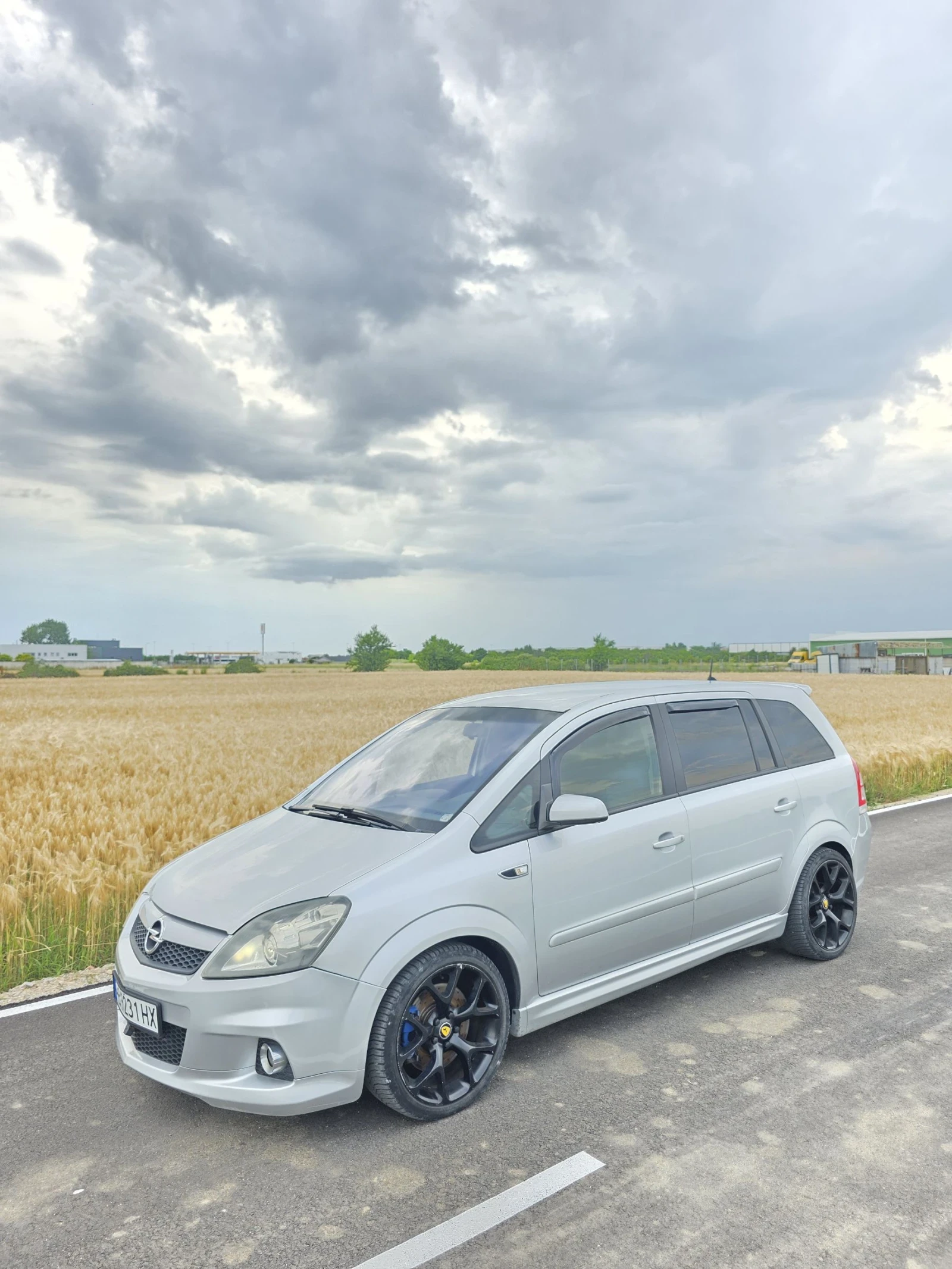 Opel Zafira OPC