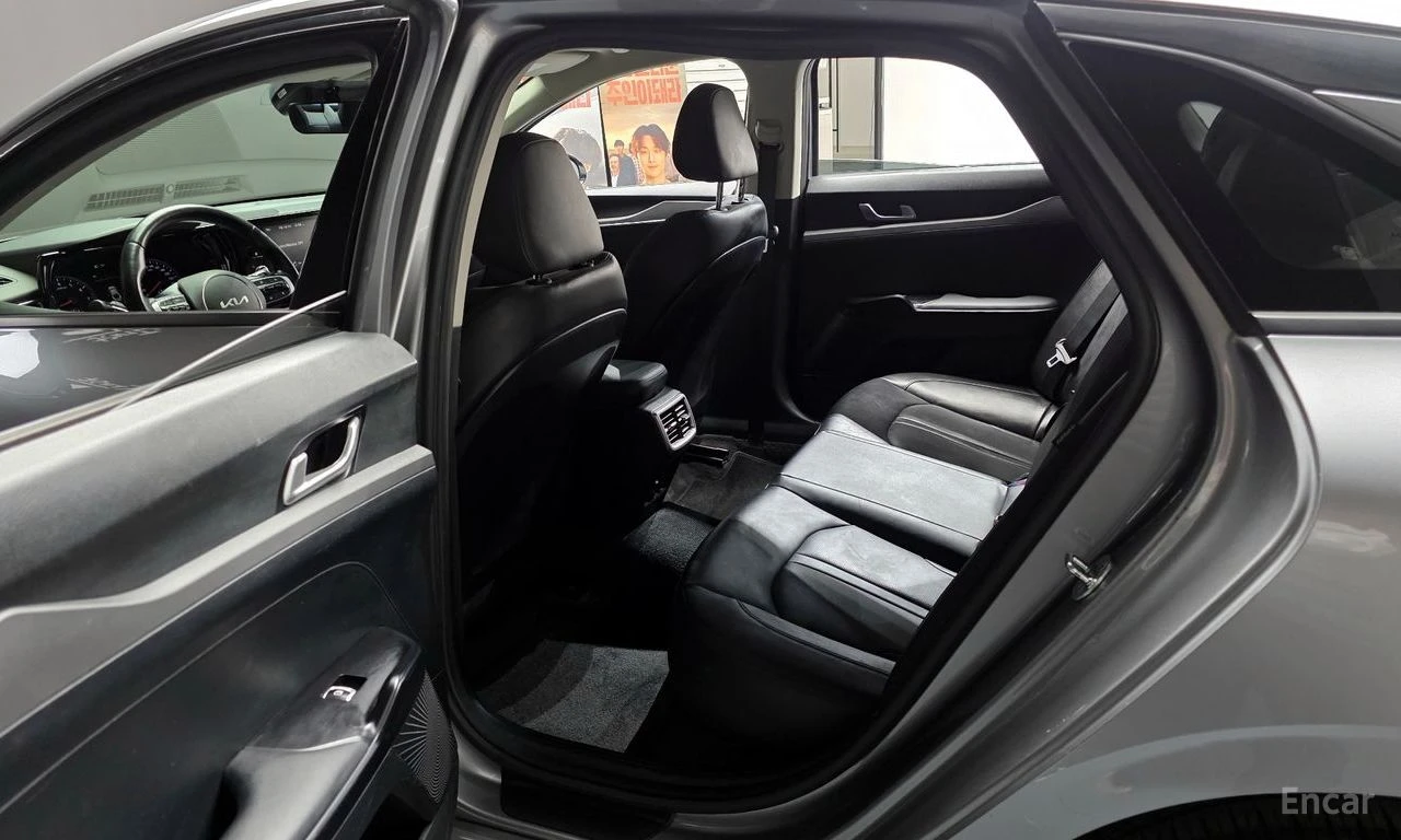 Kia K5 2.0* LPI* ПОДГРЕВ* КАМЕРА* КЕЙЛЕС* LANE* ASSIST* , снимка 15 - Автомобили и джипове - 55036090