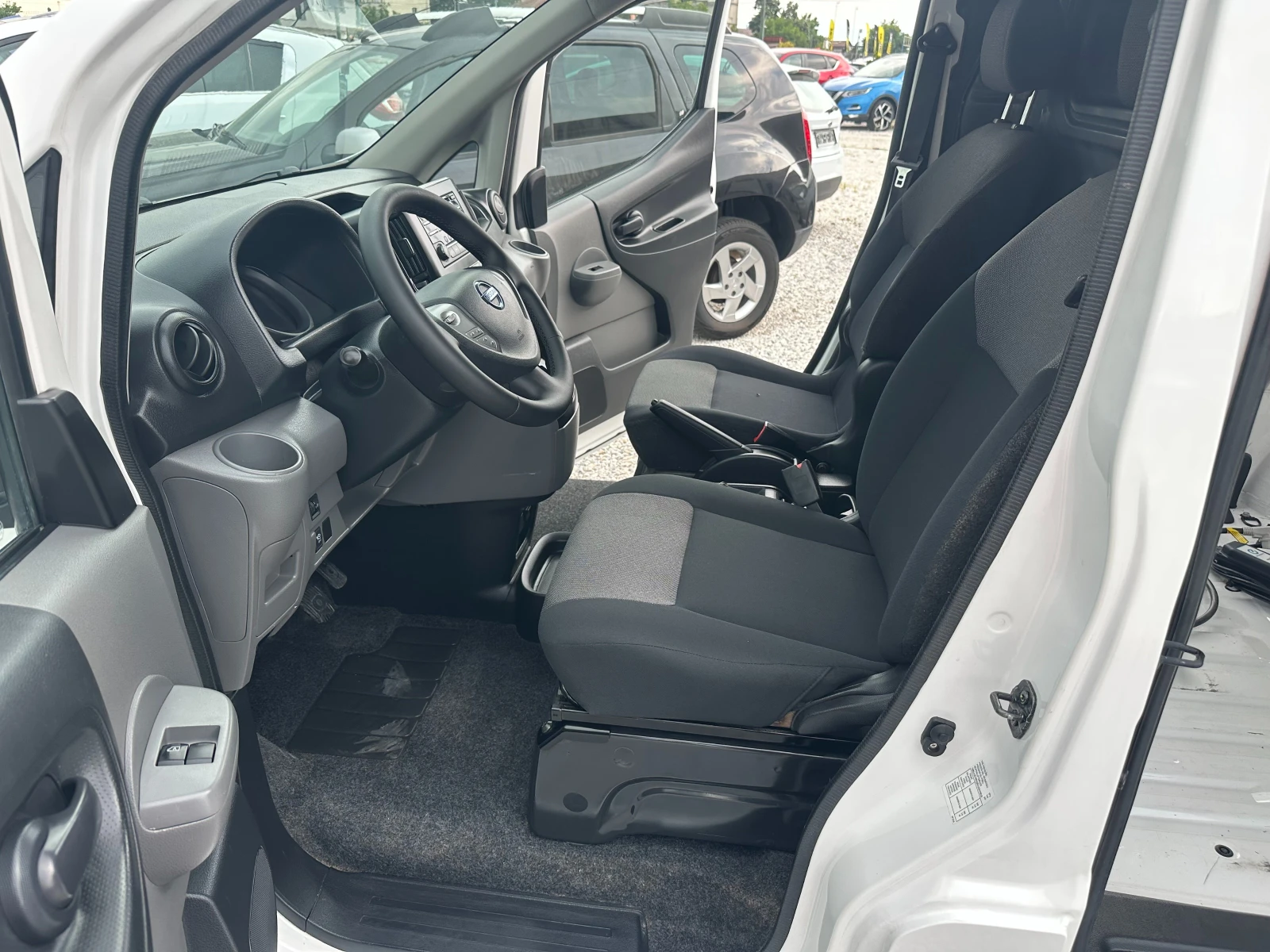Nissan e-NV200 50kw/h, снимка 10 - Автомобили и джипове - 55130997