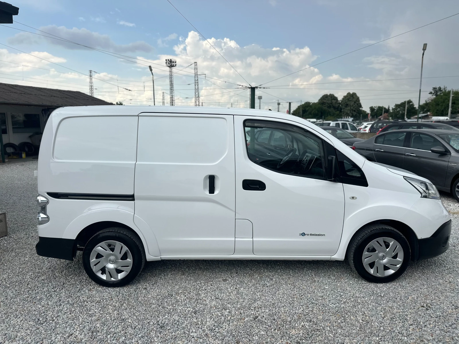 Nissan e-NV200 50kw/h, снимка 6 - Автомобили и джипове - 55130997