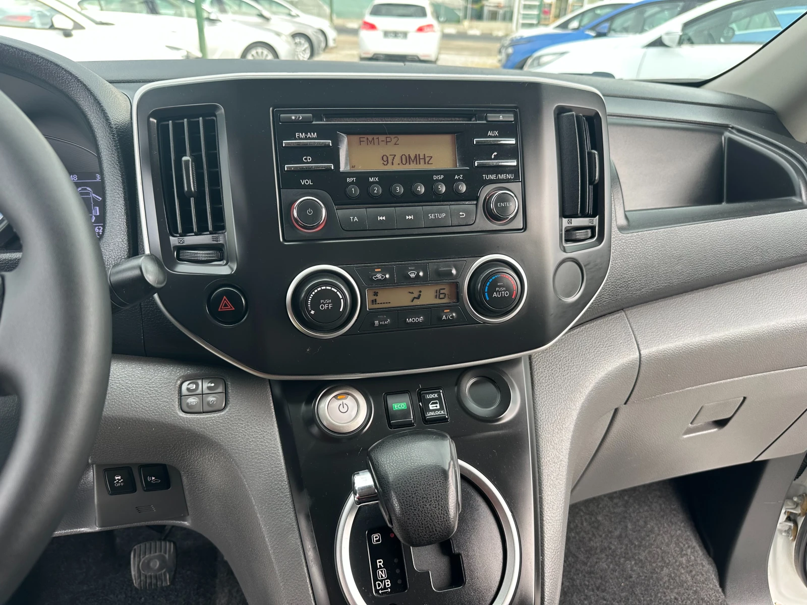 Nissan e-NV200 50kw/h, снимка 11 - Автомобили и джипове - 55130997