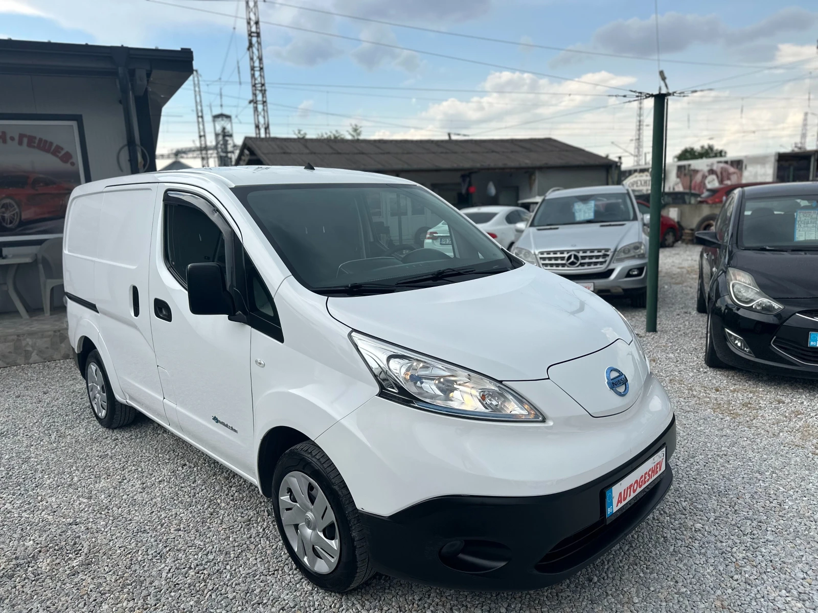 Nissan e-NV200 50kw/h, снимка 7 - Автомобили и джипове - 55130997