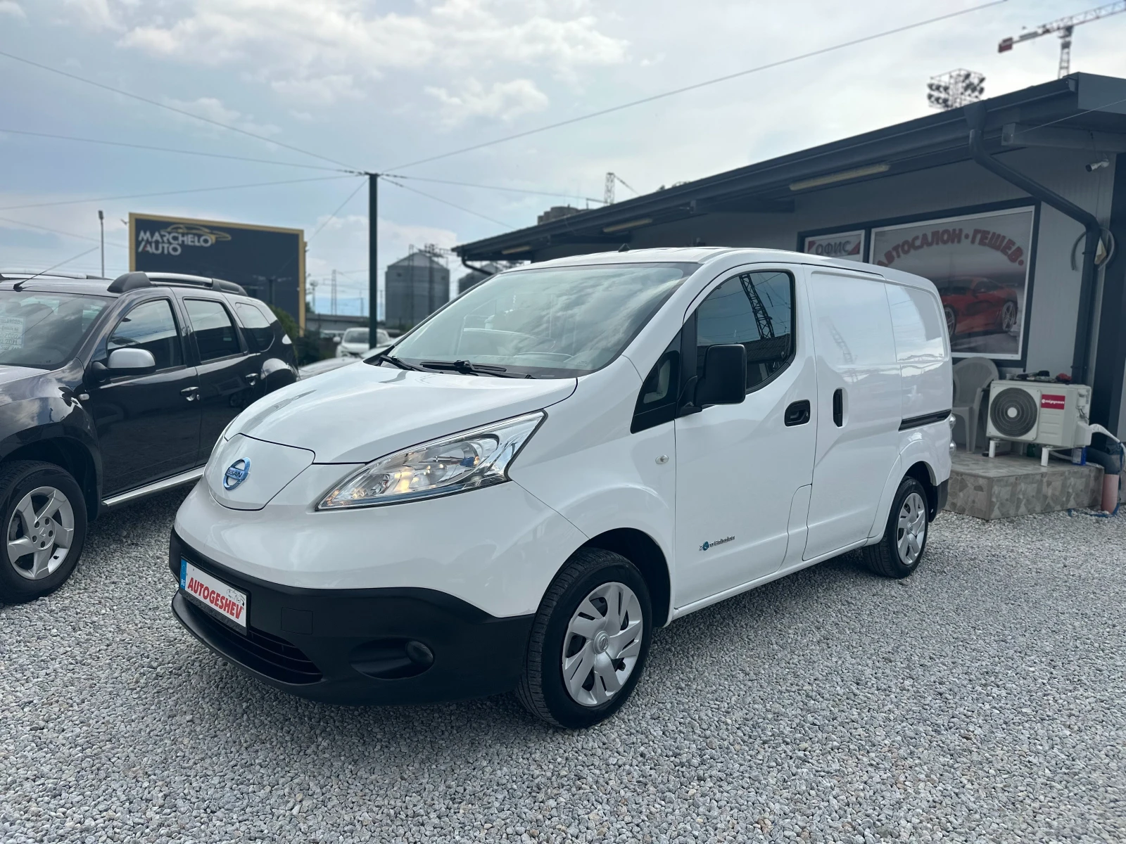 Nissan e-NV200 50kw/h, снимка 2 - Автомобили и джипове - 55130997
