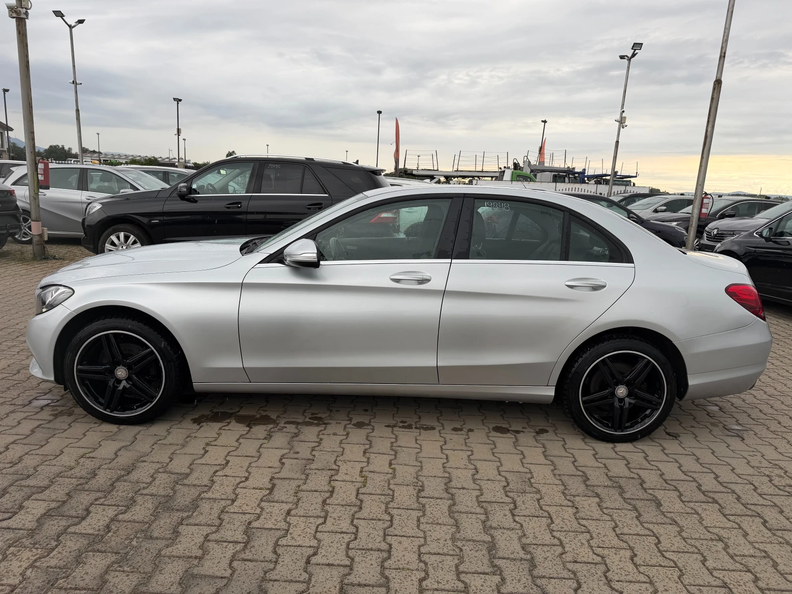 Mercedes-Benz C 220 CDI AVTOMAT/KOJA/NAVI EURO 6, снимка 9 - Автомобили и джипове - 55407338