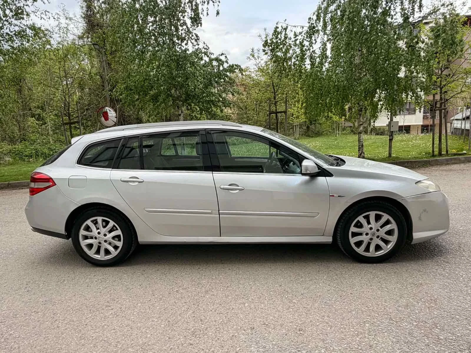 Renault Laguna Комби, снимка 7 - Автомобили и джипове - 55563648