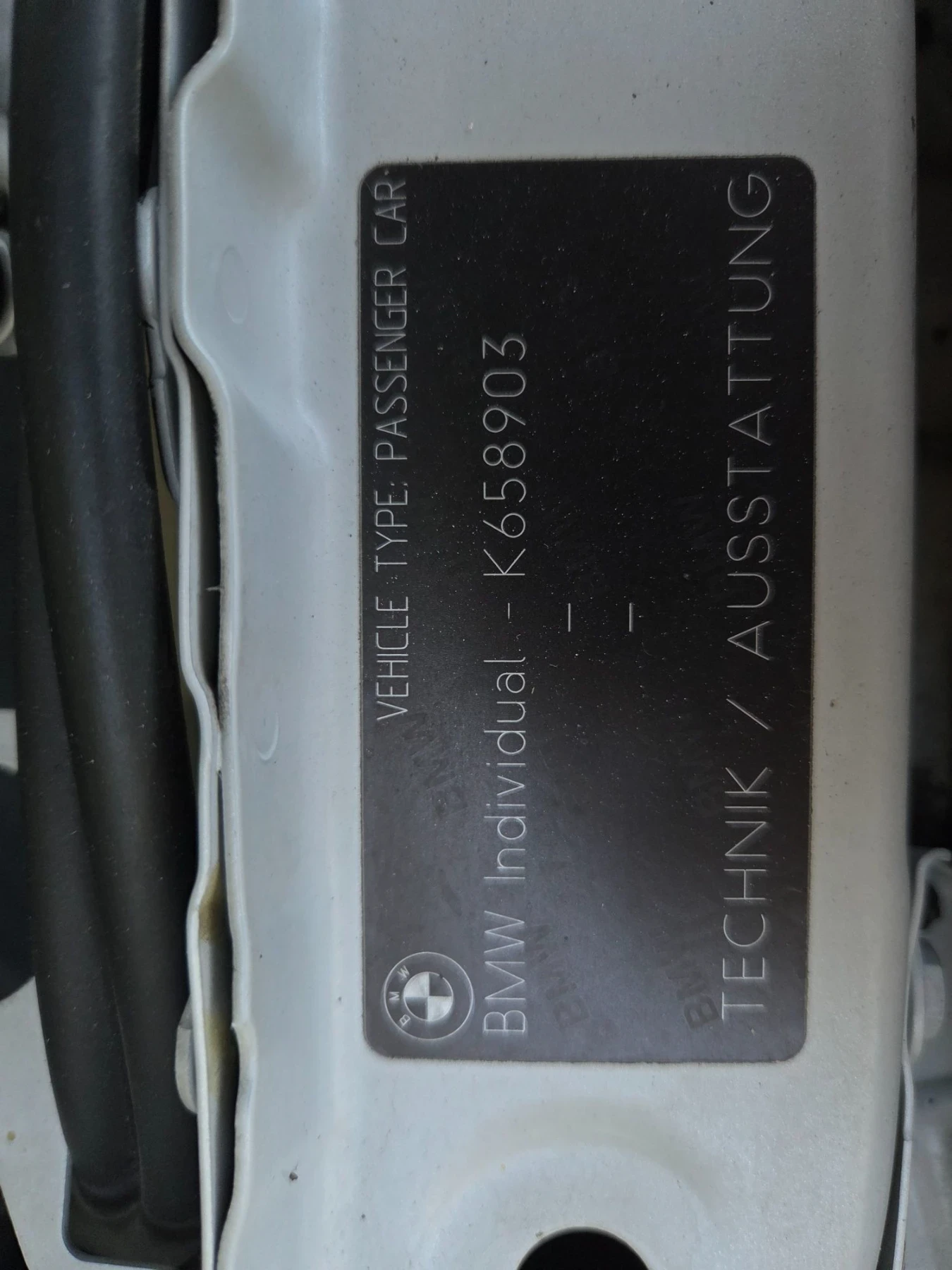 BMW 320 Individual, снимка 9 - Автомобили и джипове - 55742702