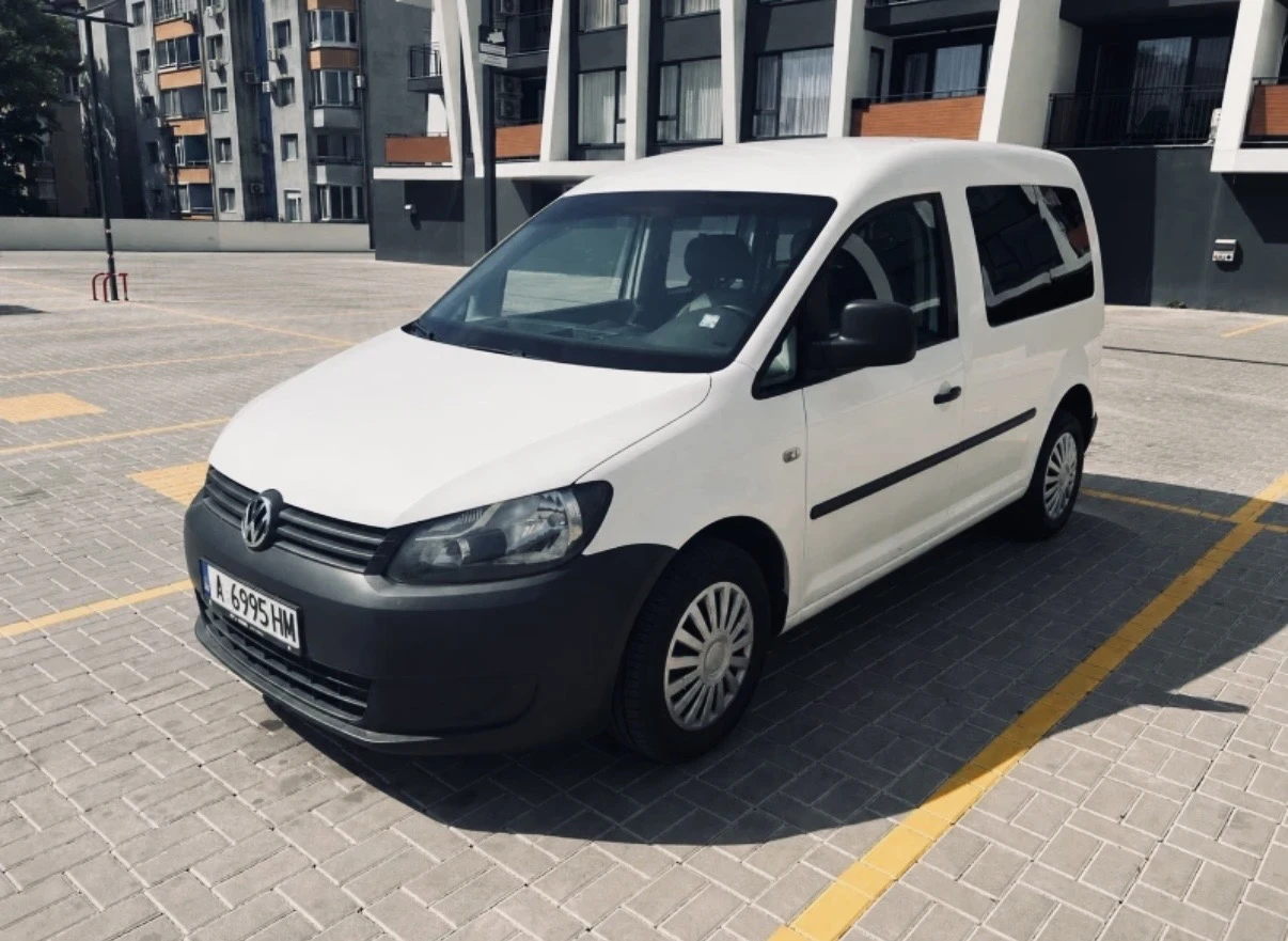VW Caddy 1.6 100 к.с, снимка 3 - Автомобили и джипове - 55994275