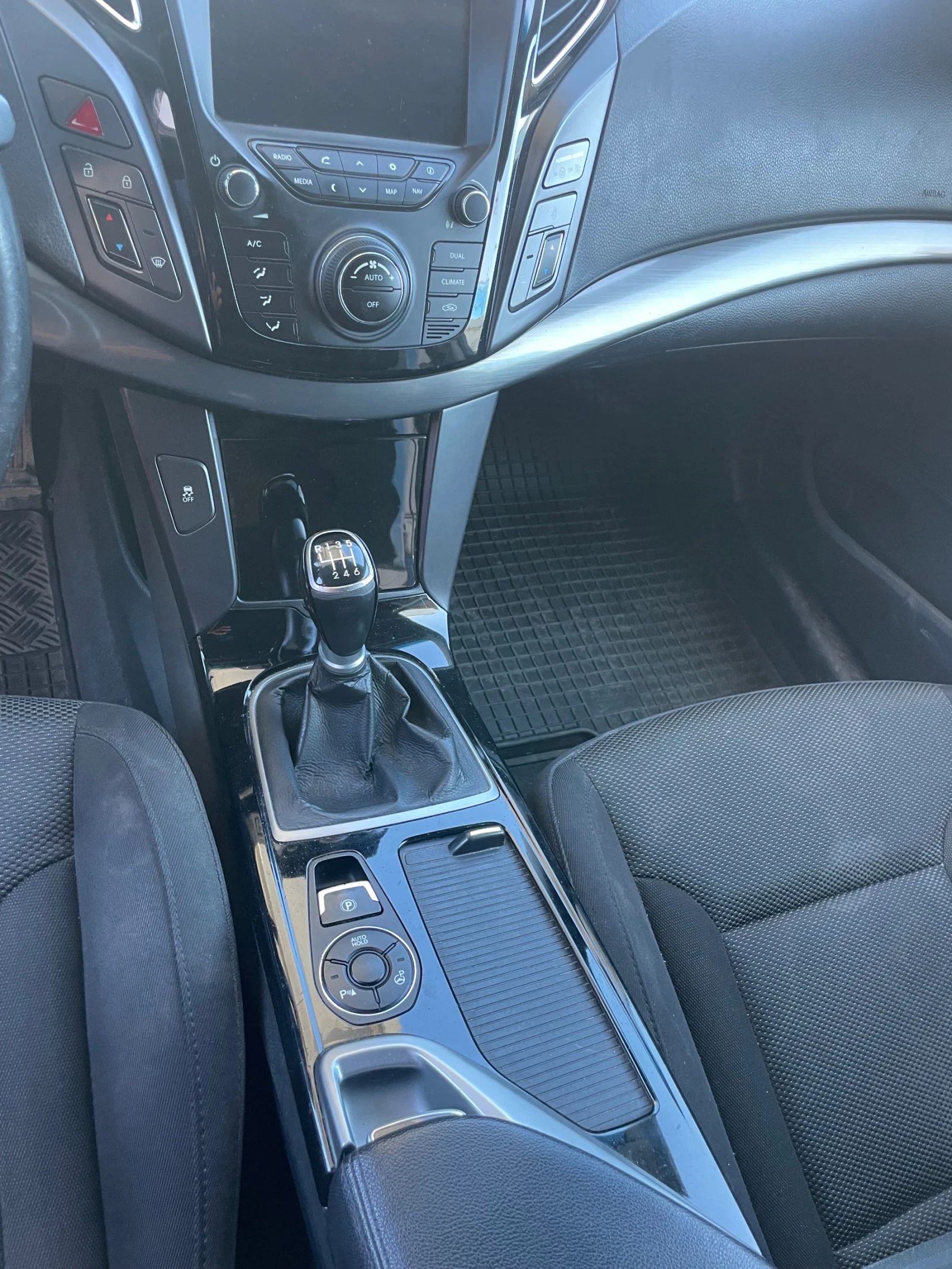 Hyundai I40, снимка 7 - Автомобили и джипове - 56023989