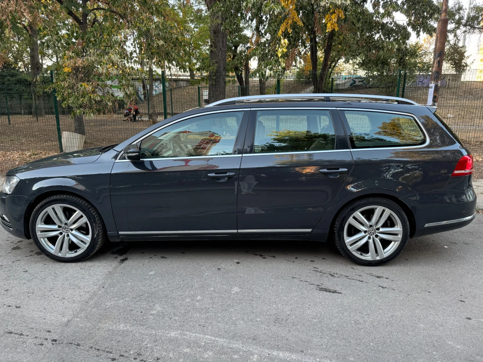 VW Passat 2.0 TSI (211 к.с.) DCC Variant, снимка 3 - Автомобили и джипове - 56362907