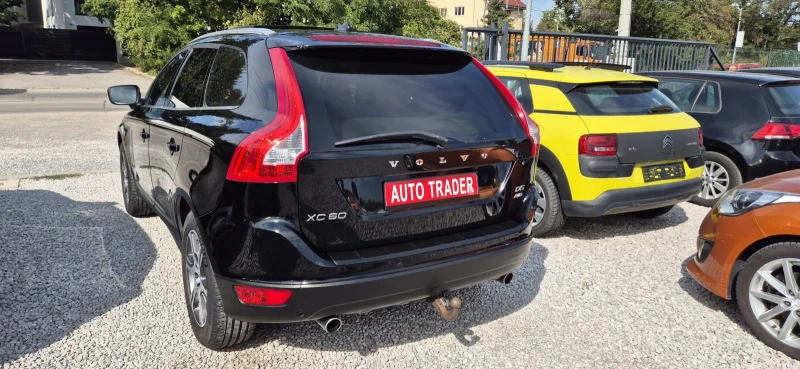 Volvo XC60 D5-215кс. NAVY, снимка 7 - Автомобили и джипове - 47345689