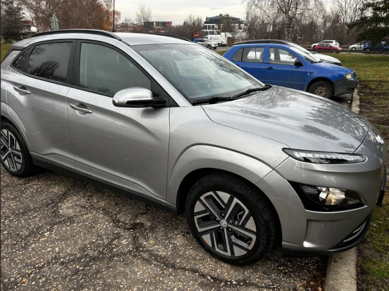 Hyundai Kona Facelift 64KW/ 204hp /Сервизна книжка, снимка 2 - Автомобили и джипове - 48442984