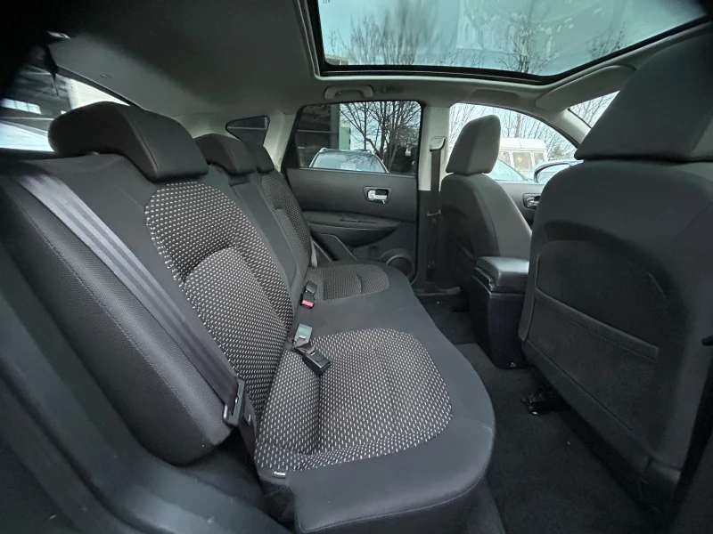 Nissan Qashqai 1.6i/ВЕРИГА МОТОР/116К.С./ПАНОРАМА, снимка 12 - Автомобили и джипове - 52957360